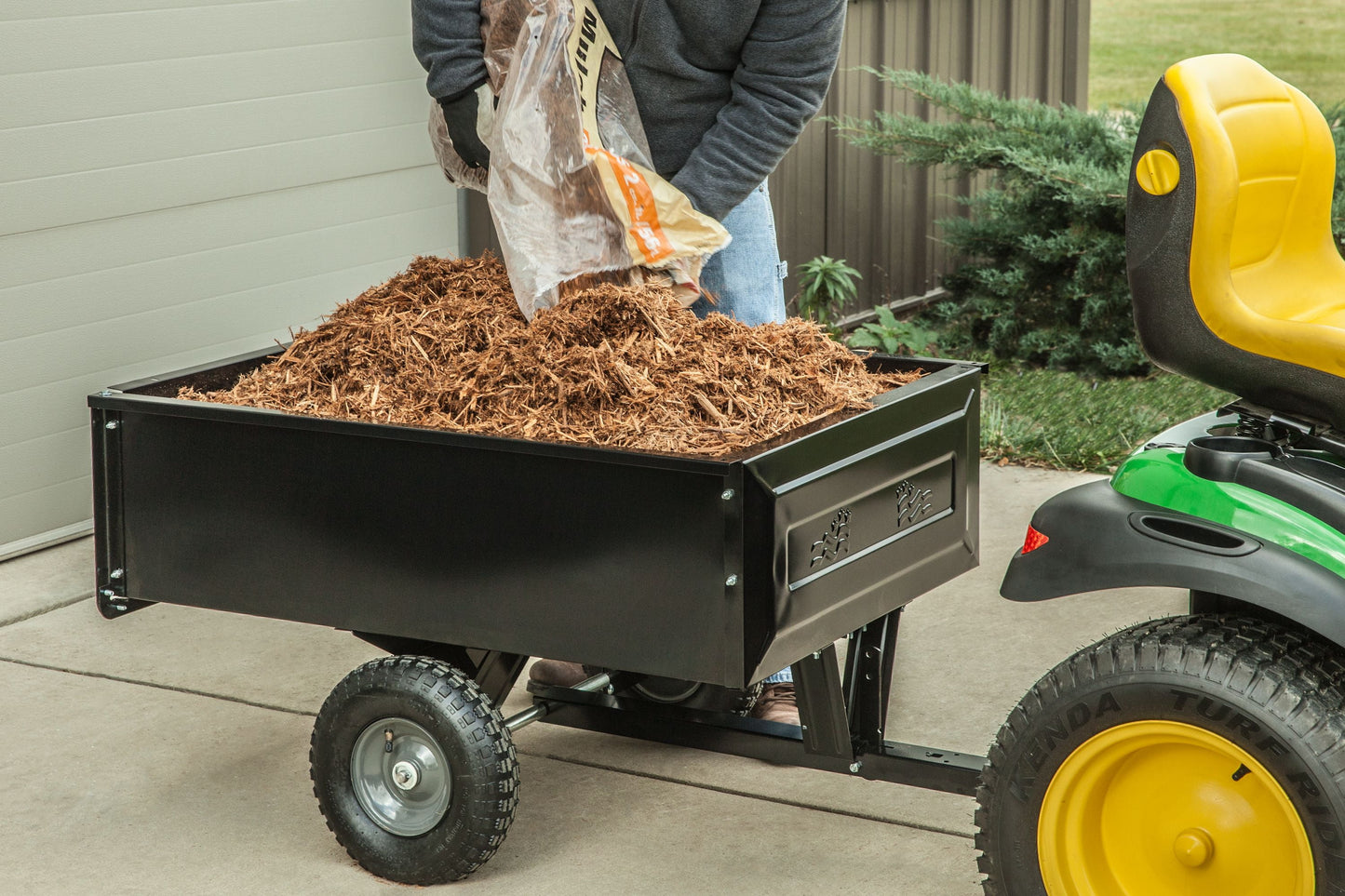 Inc. 350 Lb Steel Tow behind Lawn and Garden Cart